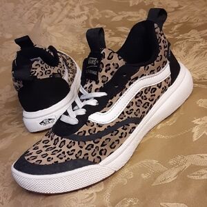 VANS Old Skool ULTRARANGE  UltraCush Women's 7.5 Men 6.0  Black and Tan Leopard